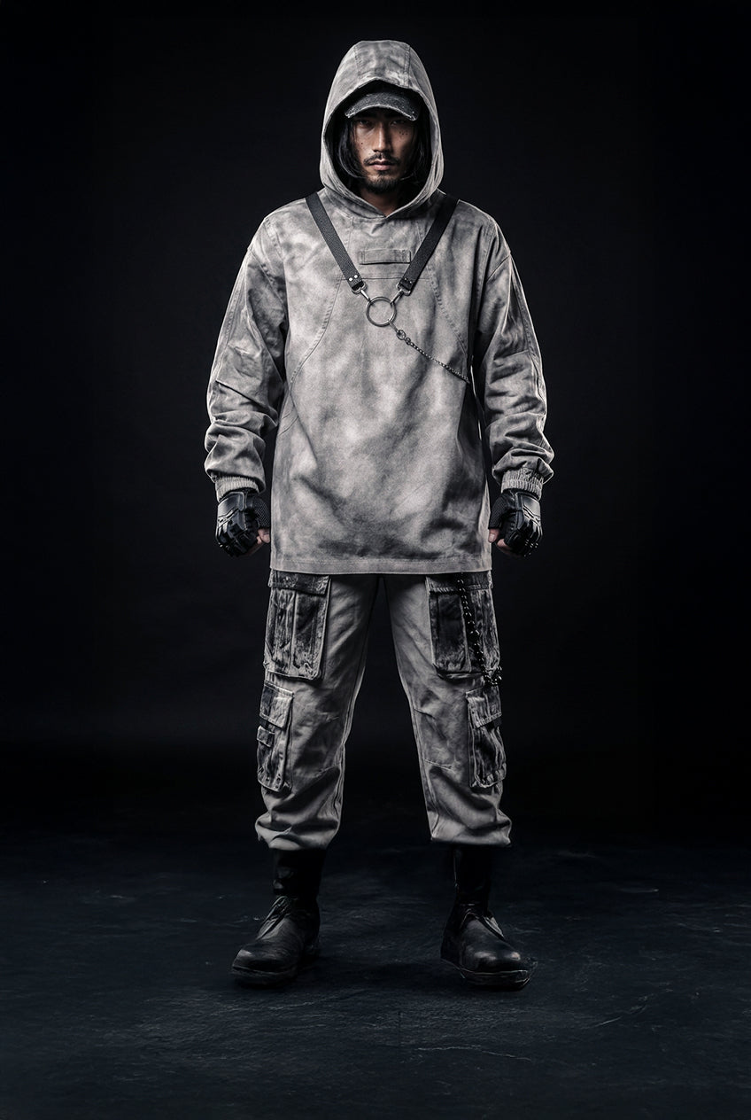 Sudadera blanca con capucha